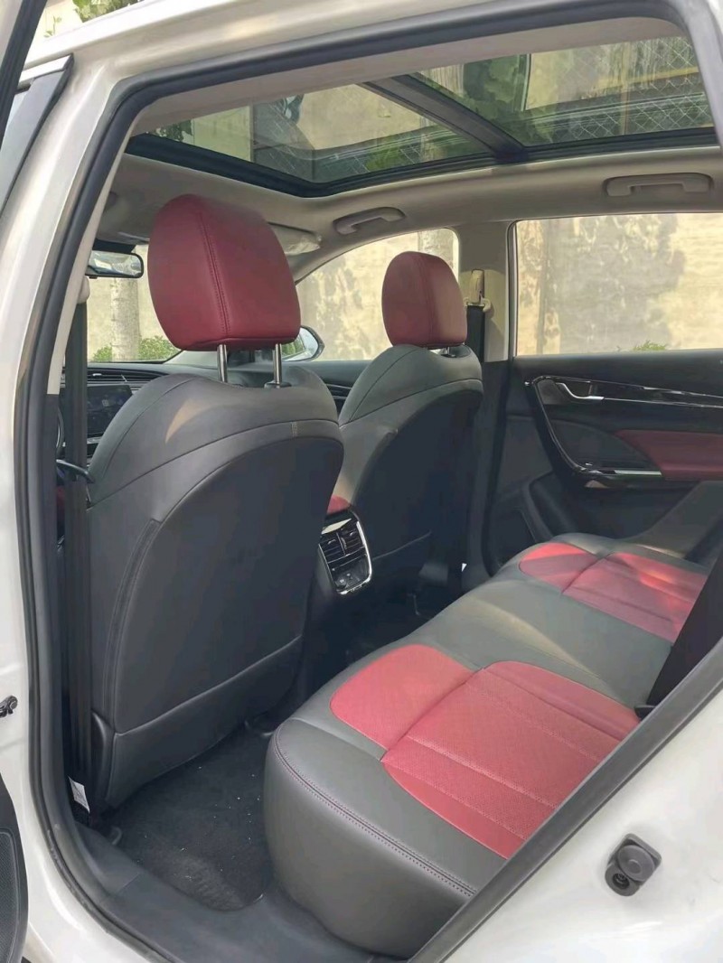 保定22年东风AX7pro4