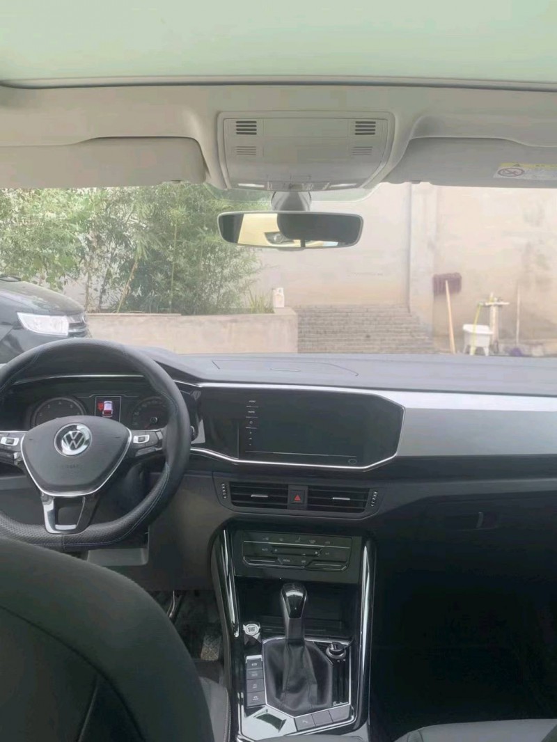 保定21年大众探岳8