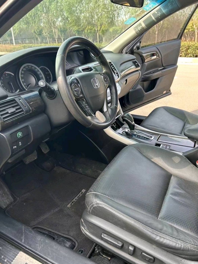 枣庄14年本田雅阁4