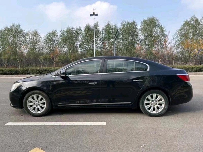 枣庄12年别克君越7