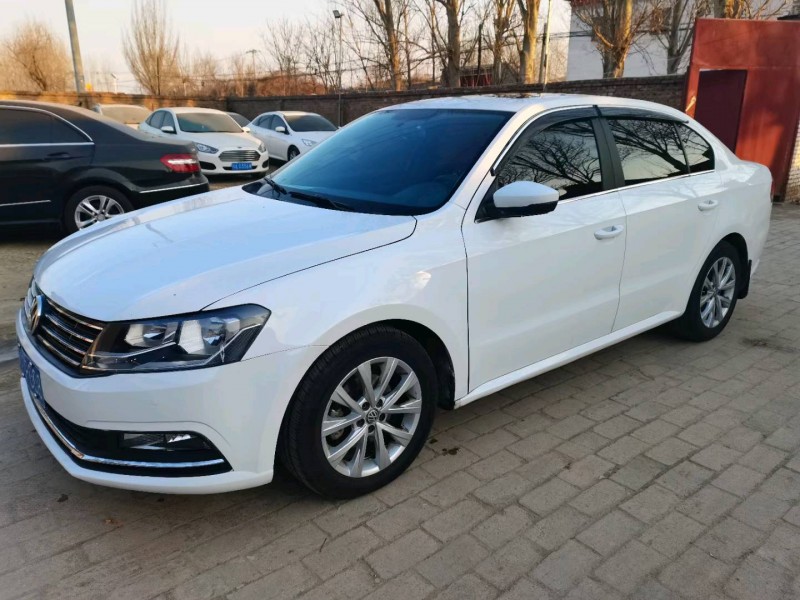 保定17年大众朗逸2