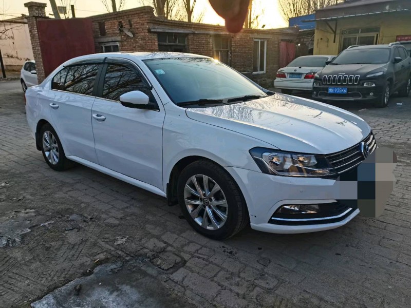 保定17年大众朗逸3