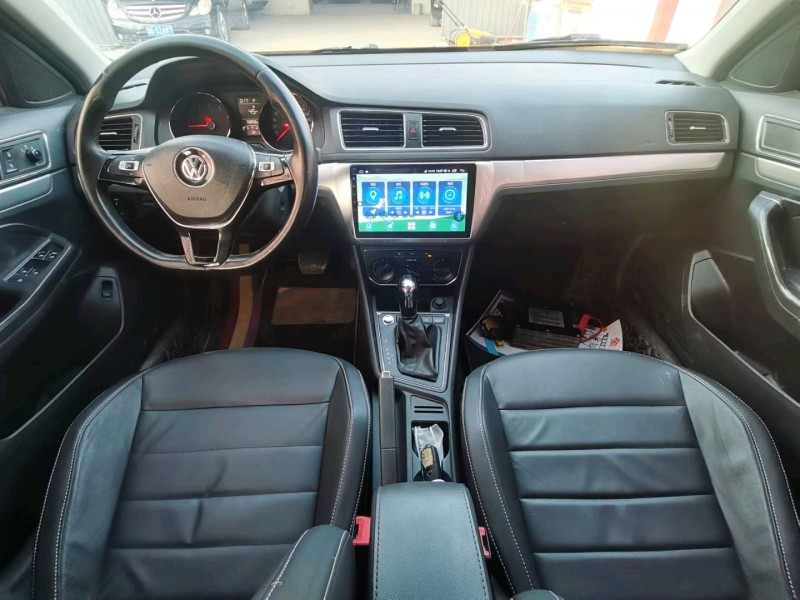 保定17年大众朗逸7