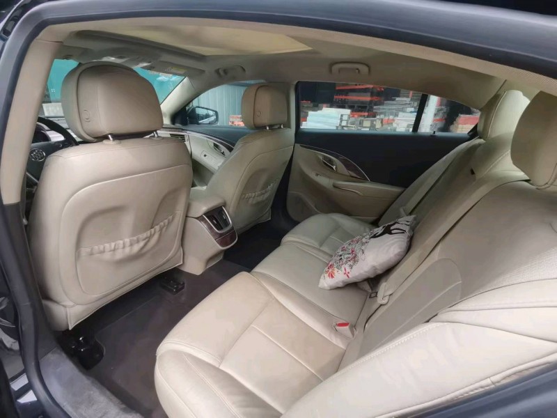 保定16年别克君越9