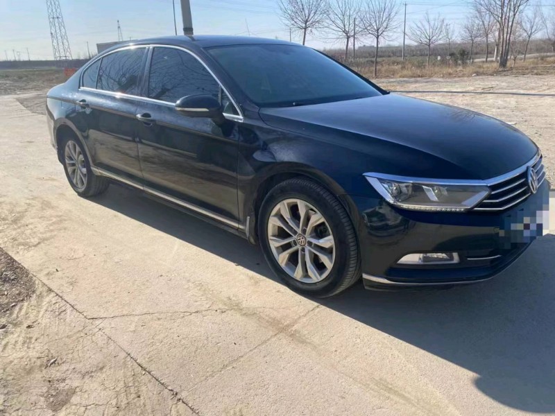 保定17年大众迈腾2