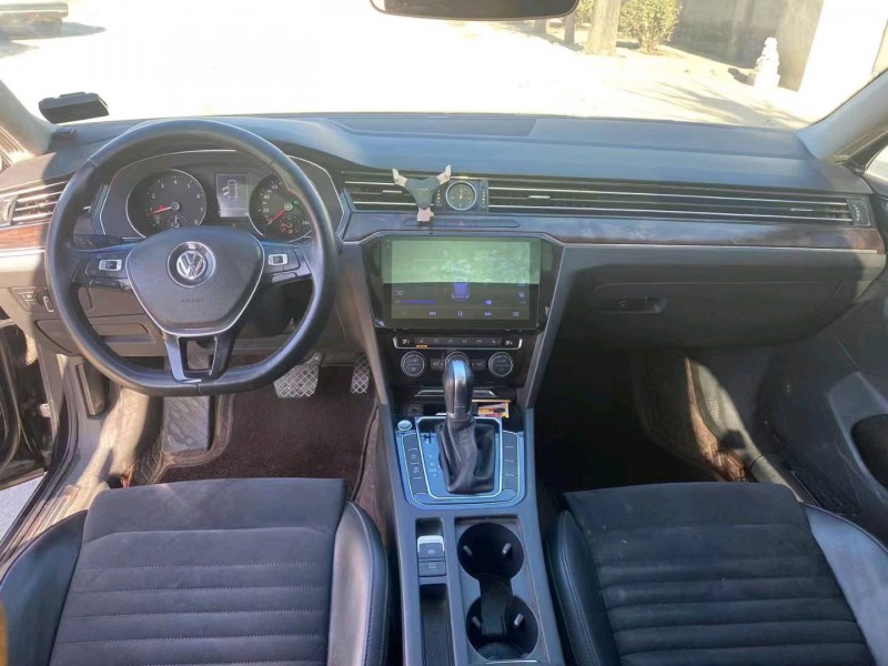 保定17年大众迈腾9