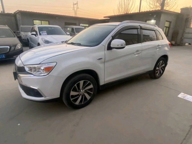 保定17年三菱劲炫3