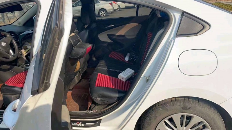 枣庄21年别克凯越6