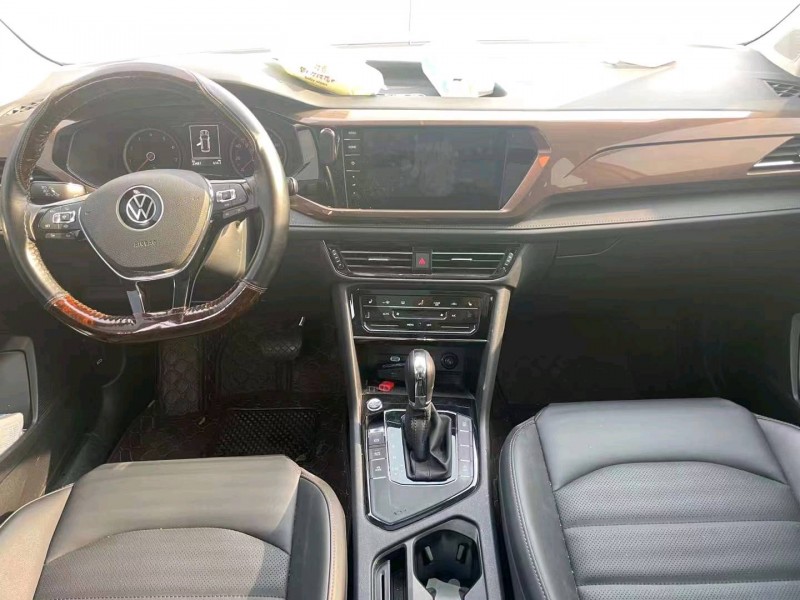 邯郸22年大众途岳2