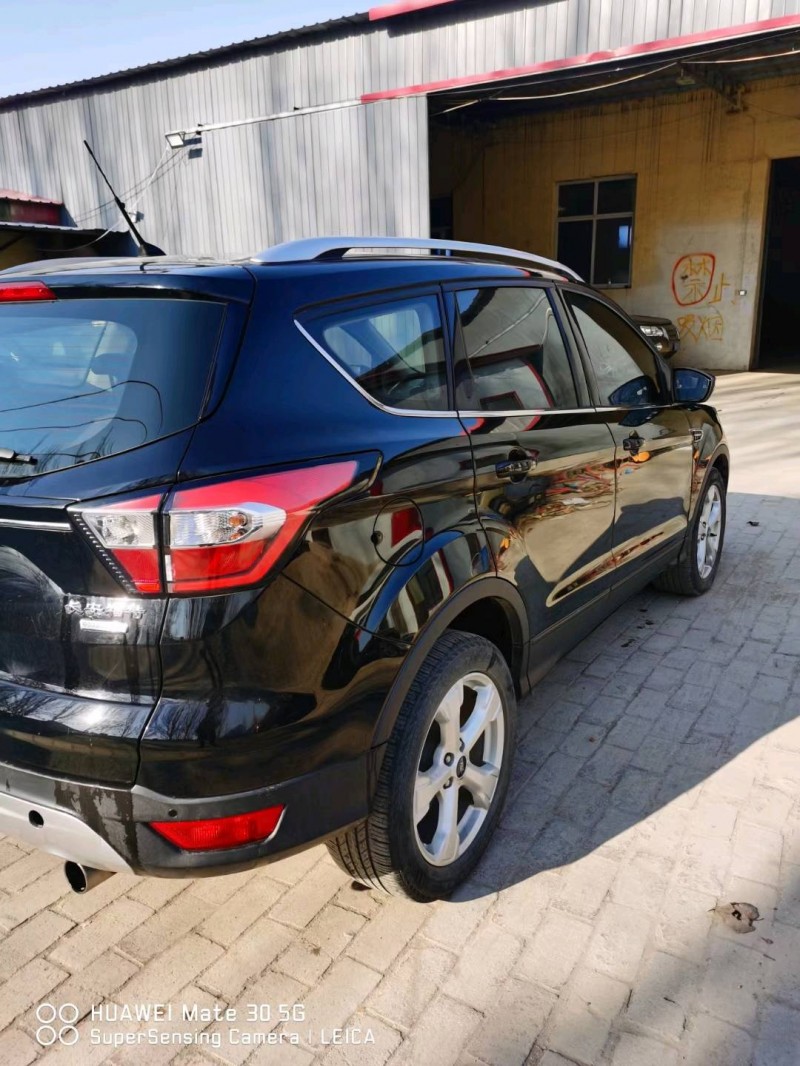 保定17年福特翼虎7