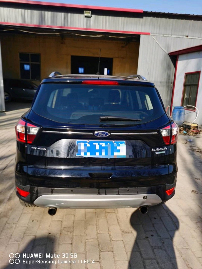 保定17年福特翼虎9
