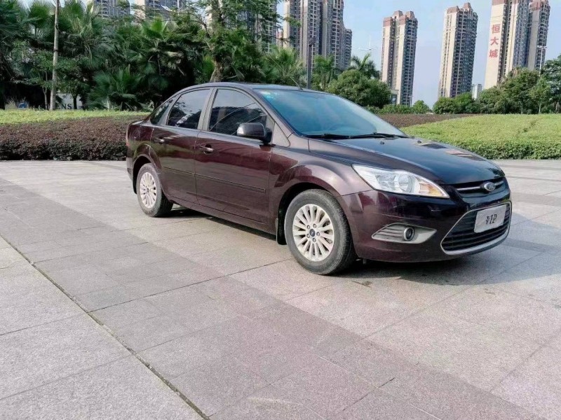 梧州15年福特福克斯3