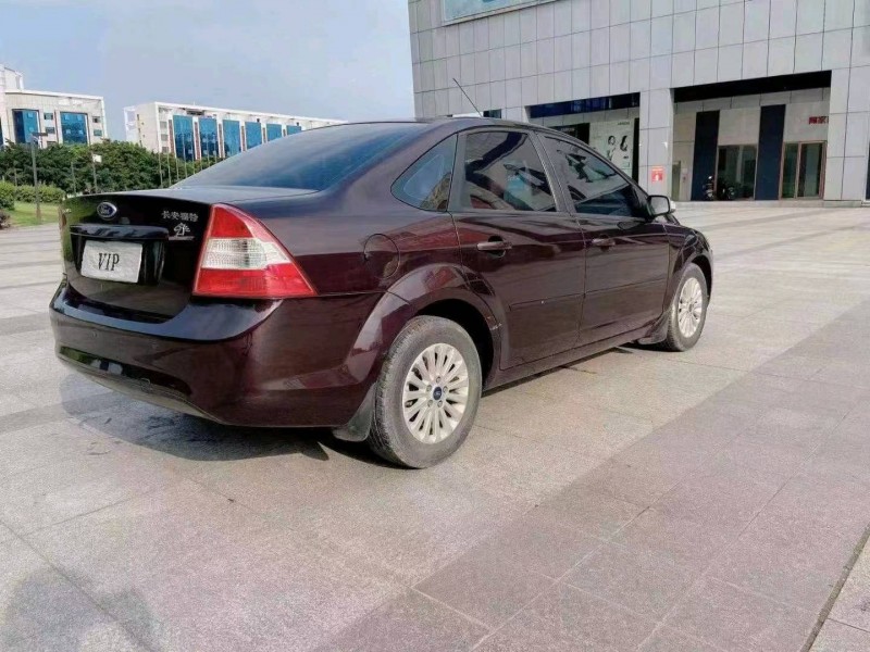 梧州15年福特福克斯5