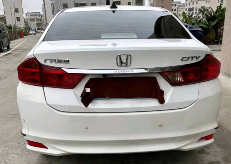 广州17年本田锋范7