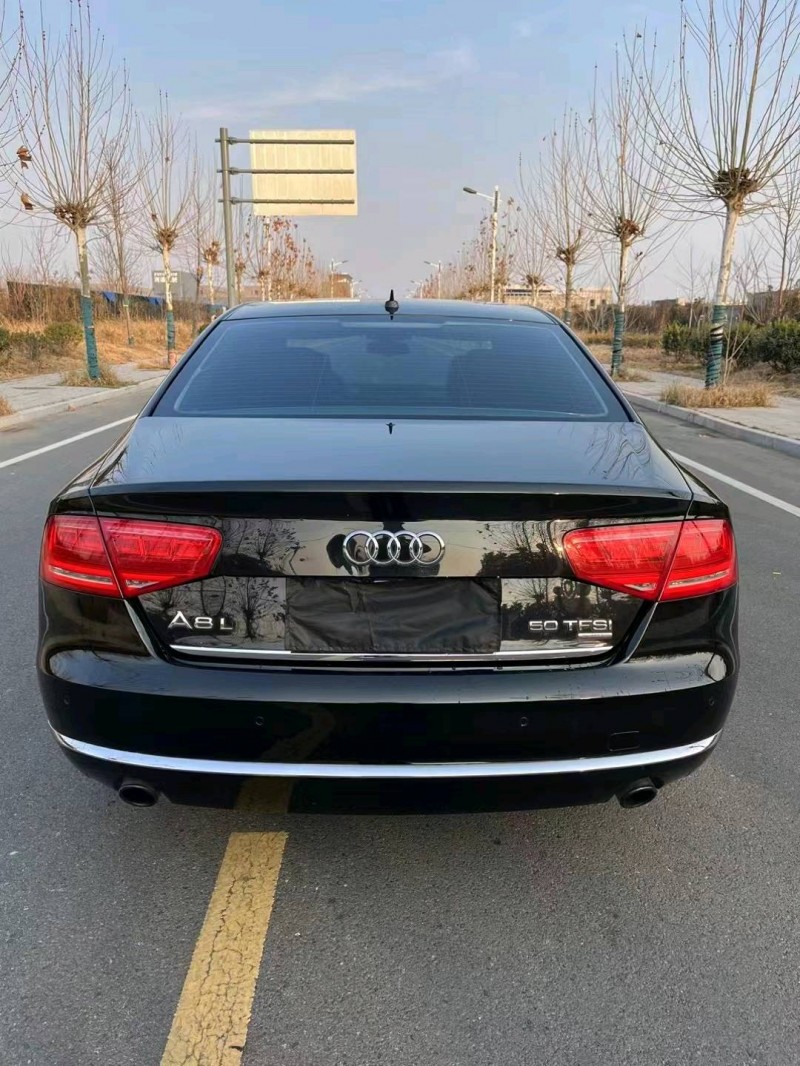 徐州14年奥迪A8L1