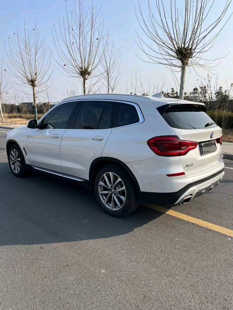 徐州19年宝马X36