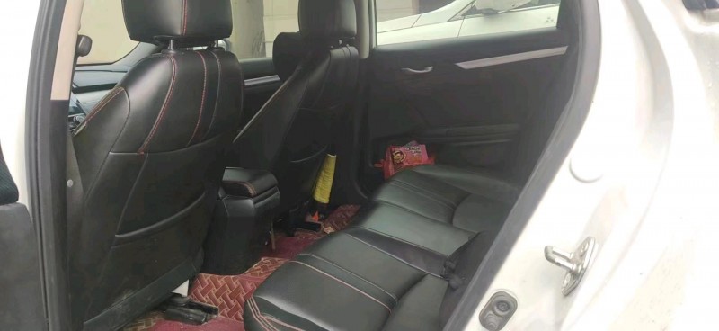 宜春17年本田思域5