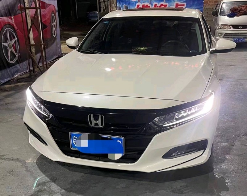 珠海19年本田雅阁1