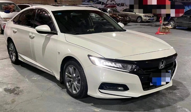 珠海19年本田雅阁3