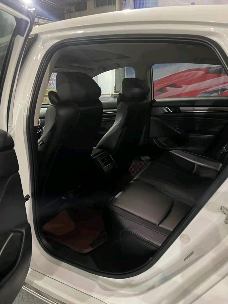 珠海19年本田雅阁6