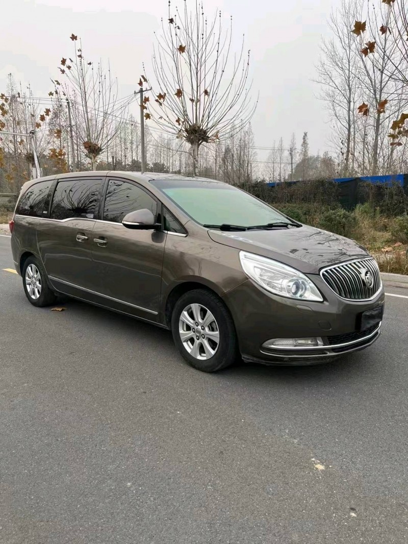 徐州16年别克GL82