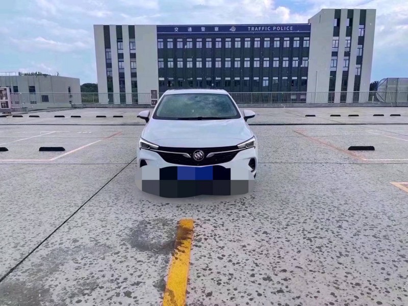 嘉兴21年别克威朗1