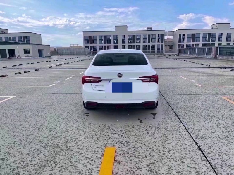 嘉兴21年别克威朗2