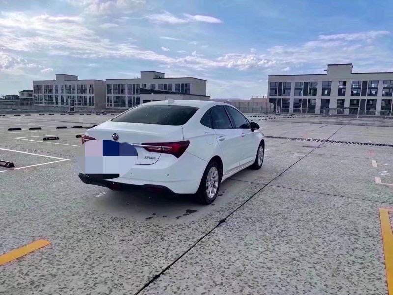 嘉兴21年别克威朗7