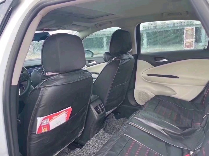 嘉兴21年别克威朗9