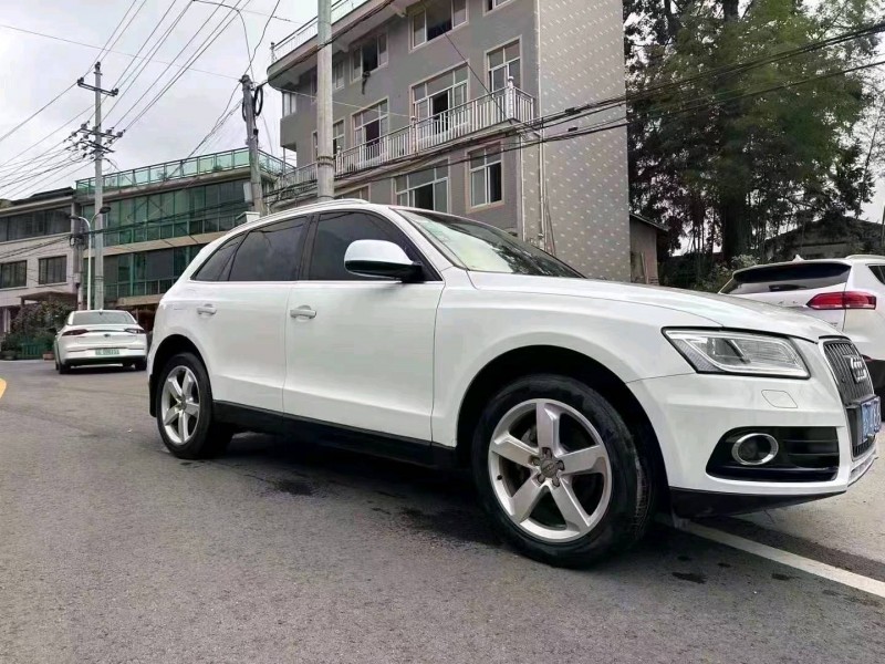 嘉兴17年奥迪Q54
