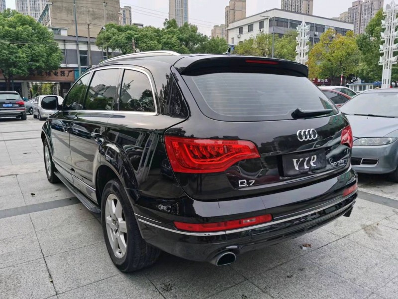 常州13年奥迪Q73