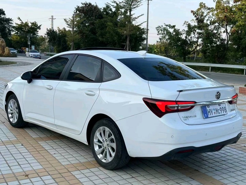 广州21年别克威朗4