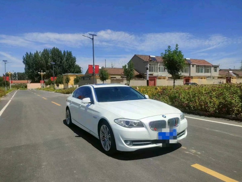 济南12年宝马5系3