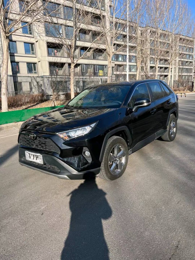 沈阳21年丰田RAV4荣放6