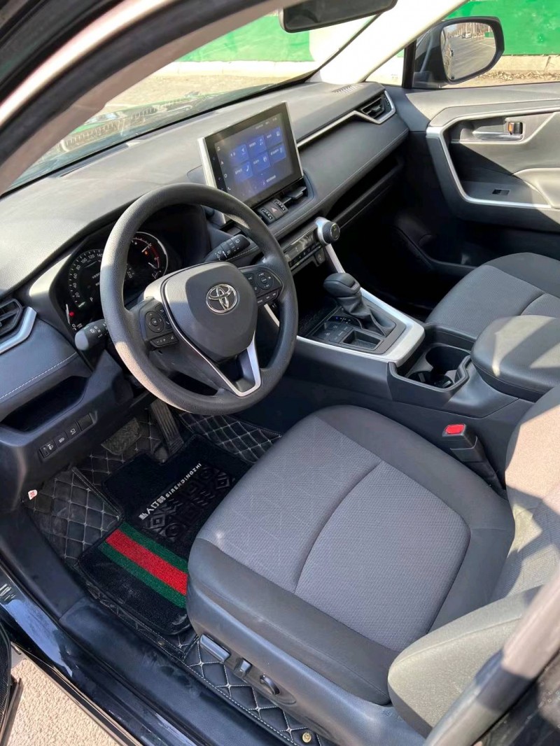 沈阳21年丰田RAV4荣放9