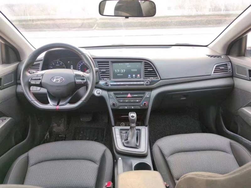 济南17年现代领动4