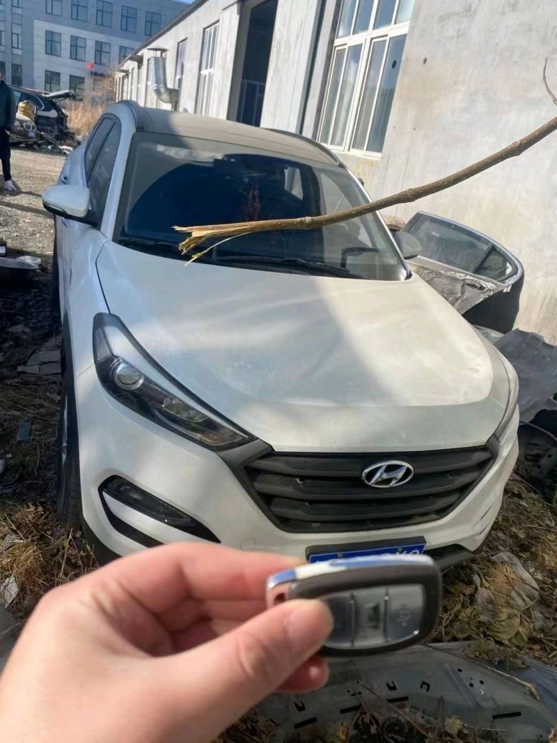 济南17年现代途胜1