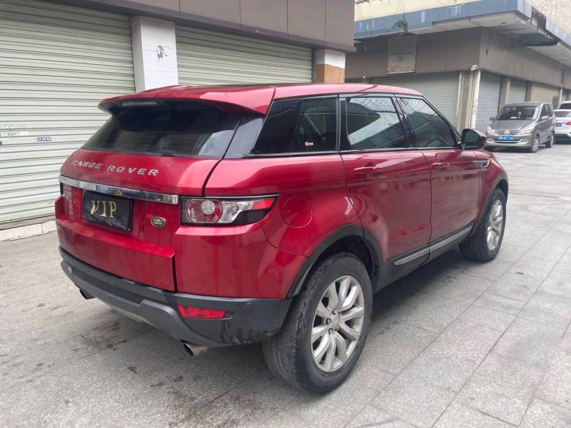 中山15年路虎极光7