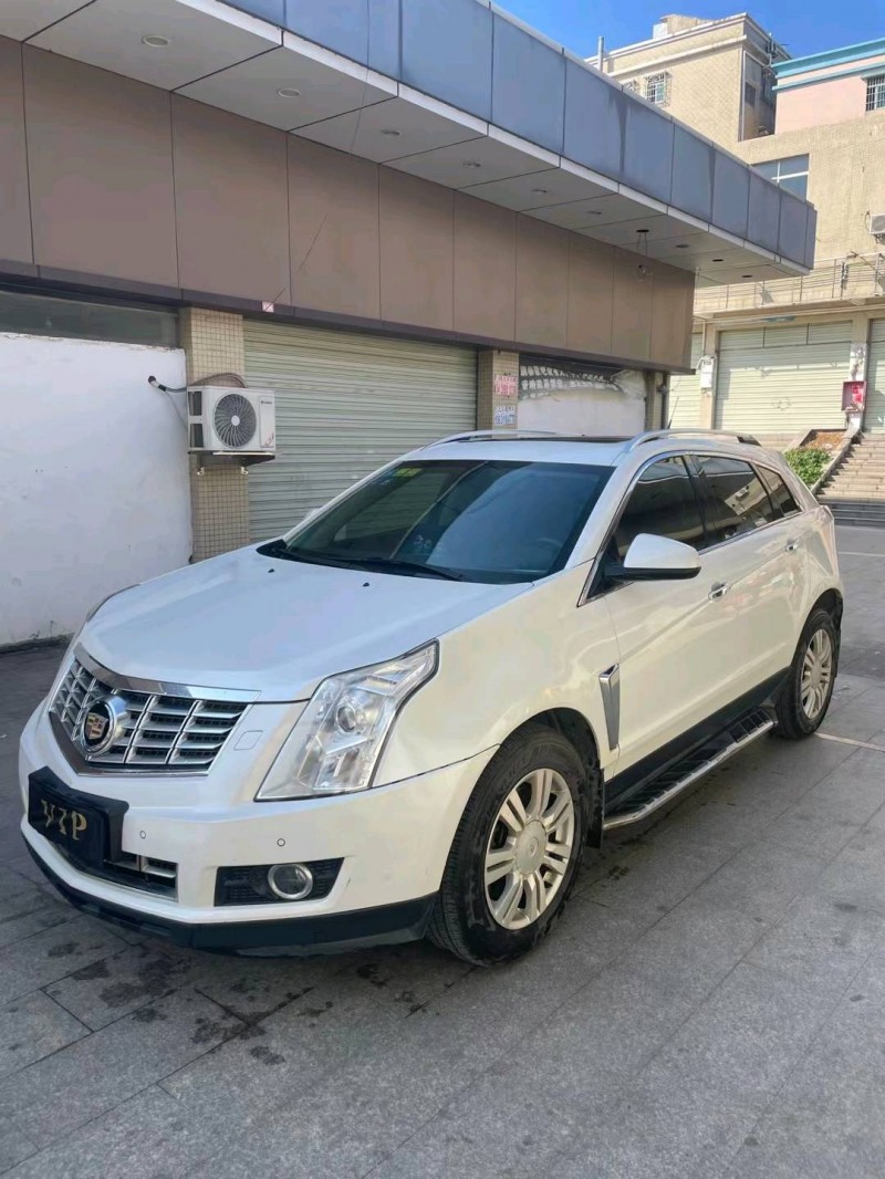 中山13年凯迪拉克SRX3