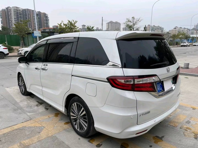 珠海18年本田奥德赛8