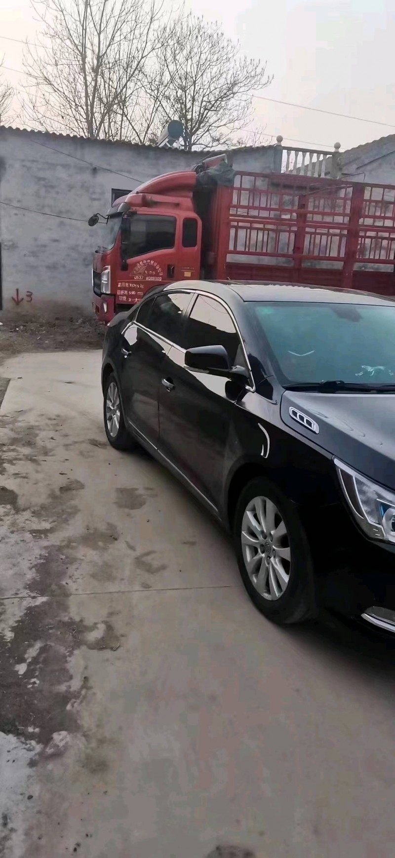 济宁13年别克君越2