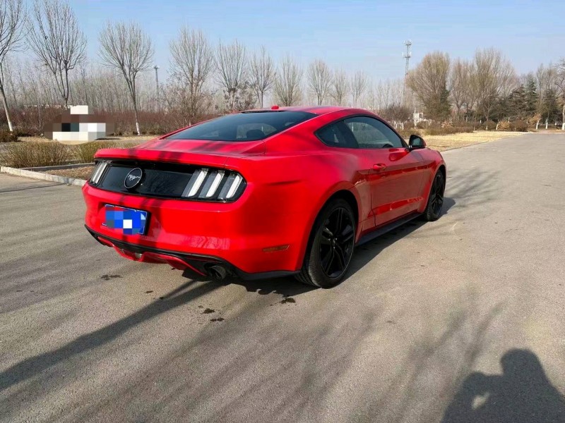 北京17年福特野马8