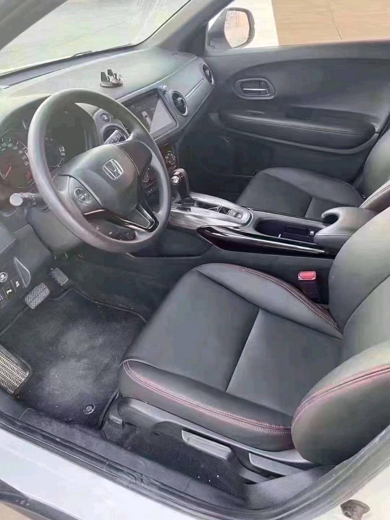 济宁18年本田XRV7