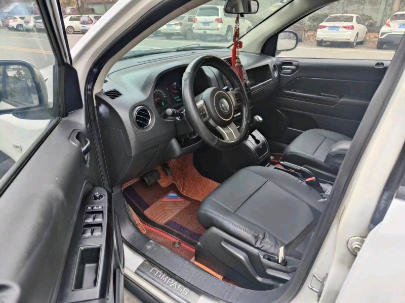 石家庄13年Jeep指南者3