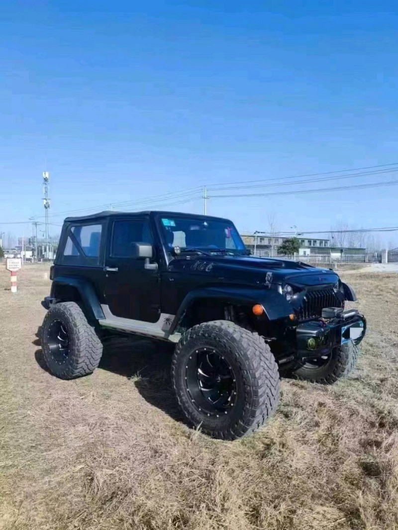 青岛13年Jeep牧马人2