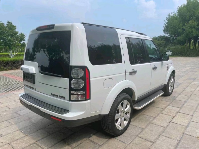 济宁15年路虎发现7