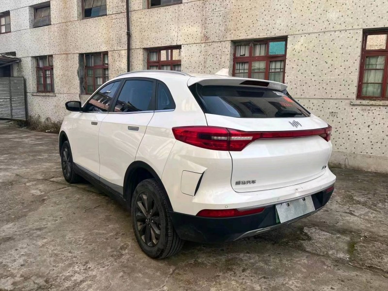嘉兴21年威马汽车EX-58