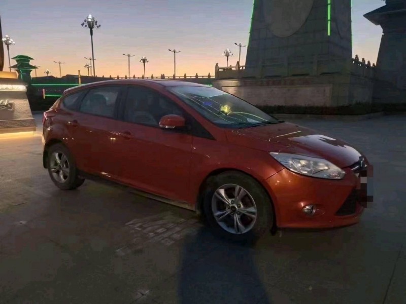 济宁13年福特福克斯4