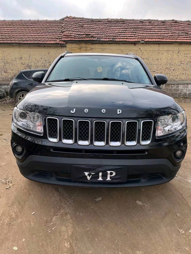 枣庄13年Jeep指南者1