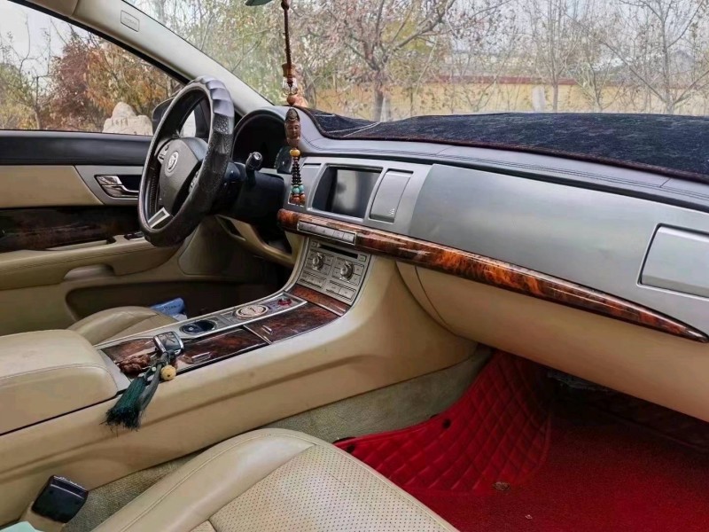 济南09年捷豹XF3